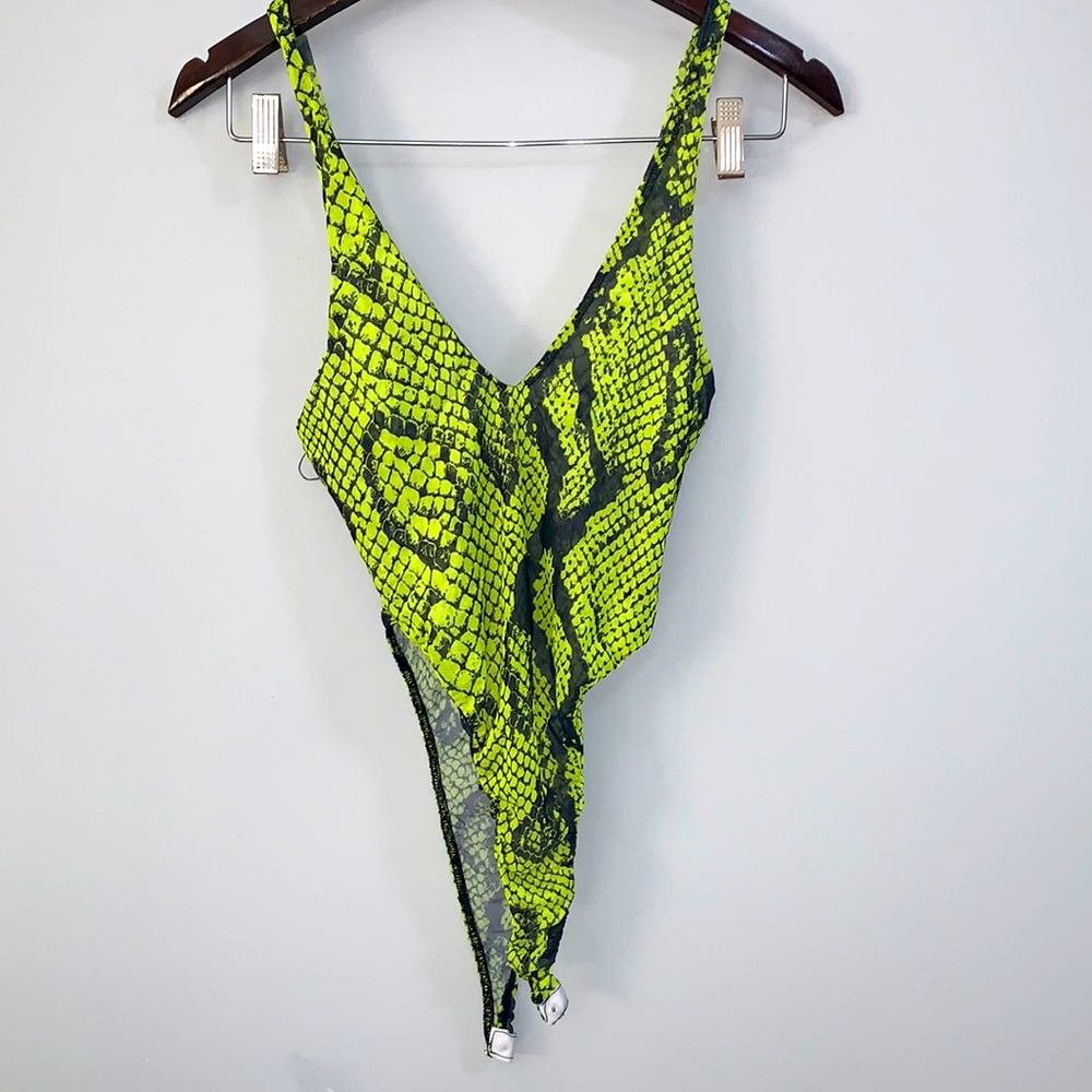 fashion nova green snake skin lingerie XS
